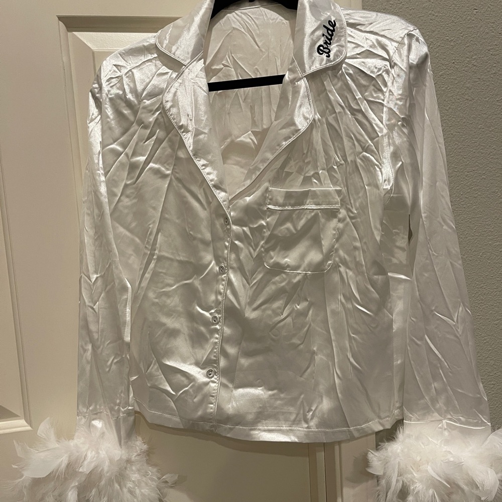 Bride Feather Pajama Set with Long Sleeve Top and Pants, Size Small